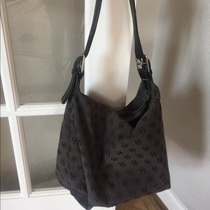 Black Dooney & Bourke purse